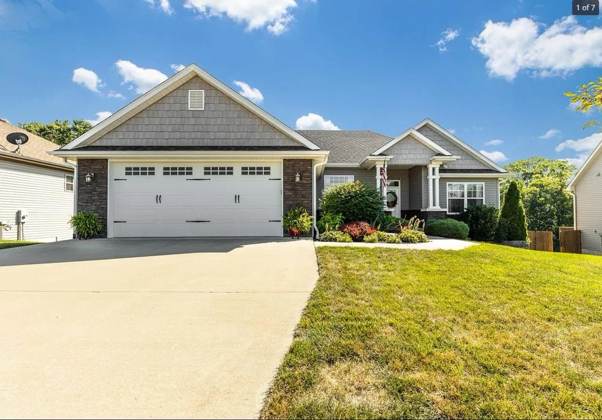 3314 Crabapple Lane
